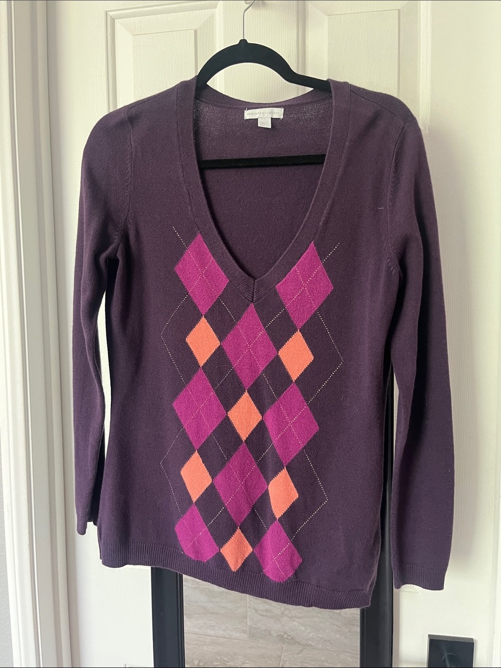 Women's Purple Argyle V-Neck Sweater